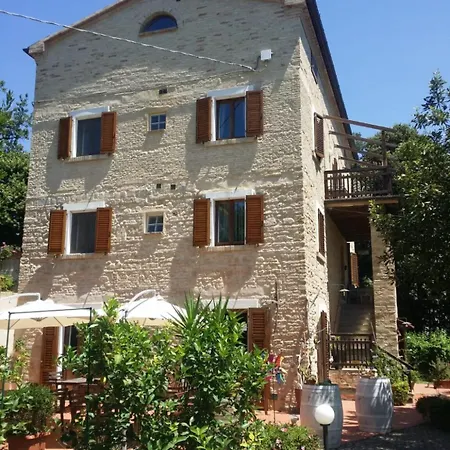La Miel Bed & Breakfast